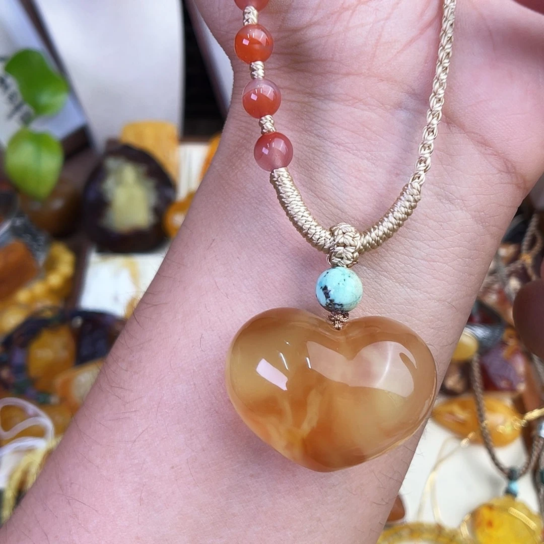 简***单未镶嵌琥珀珠宝奇石