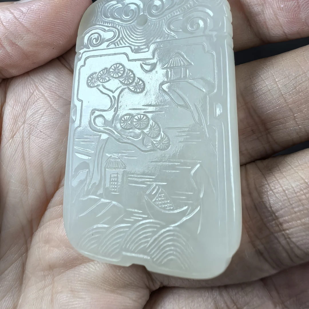 和田玉精美山水牌