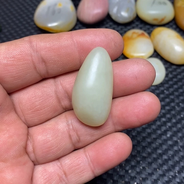 和田玉（白玉）珠宝奇石未镶嵌