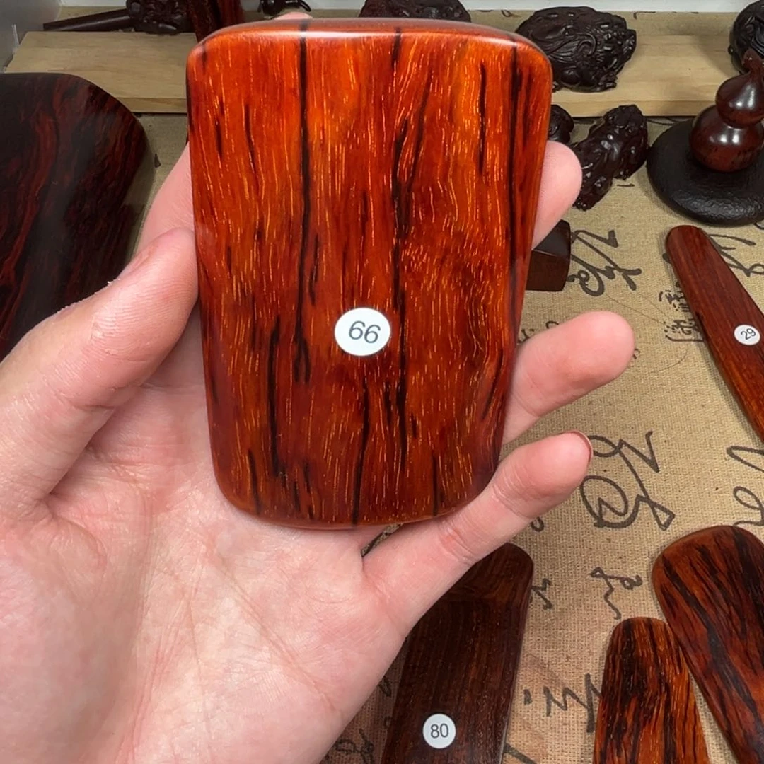 檀香紫檀（小叶紫檀）?*?