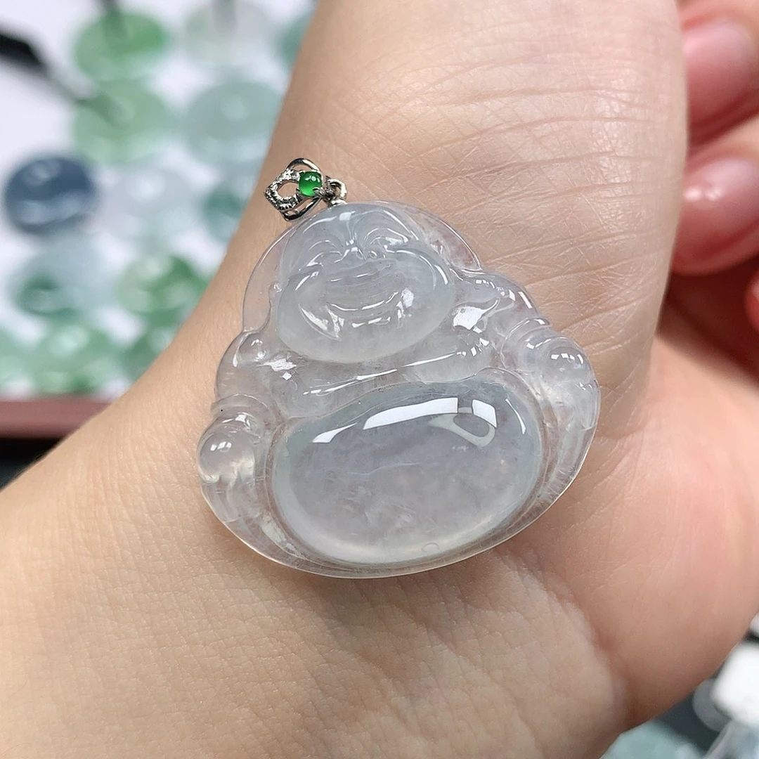 翡翠颈饰18K金镶嵌佛