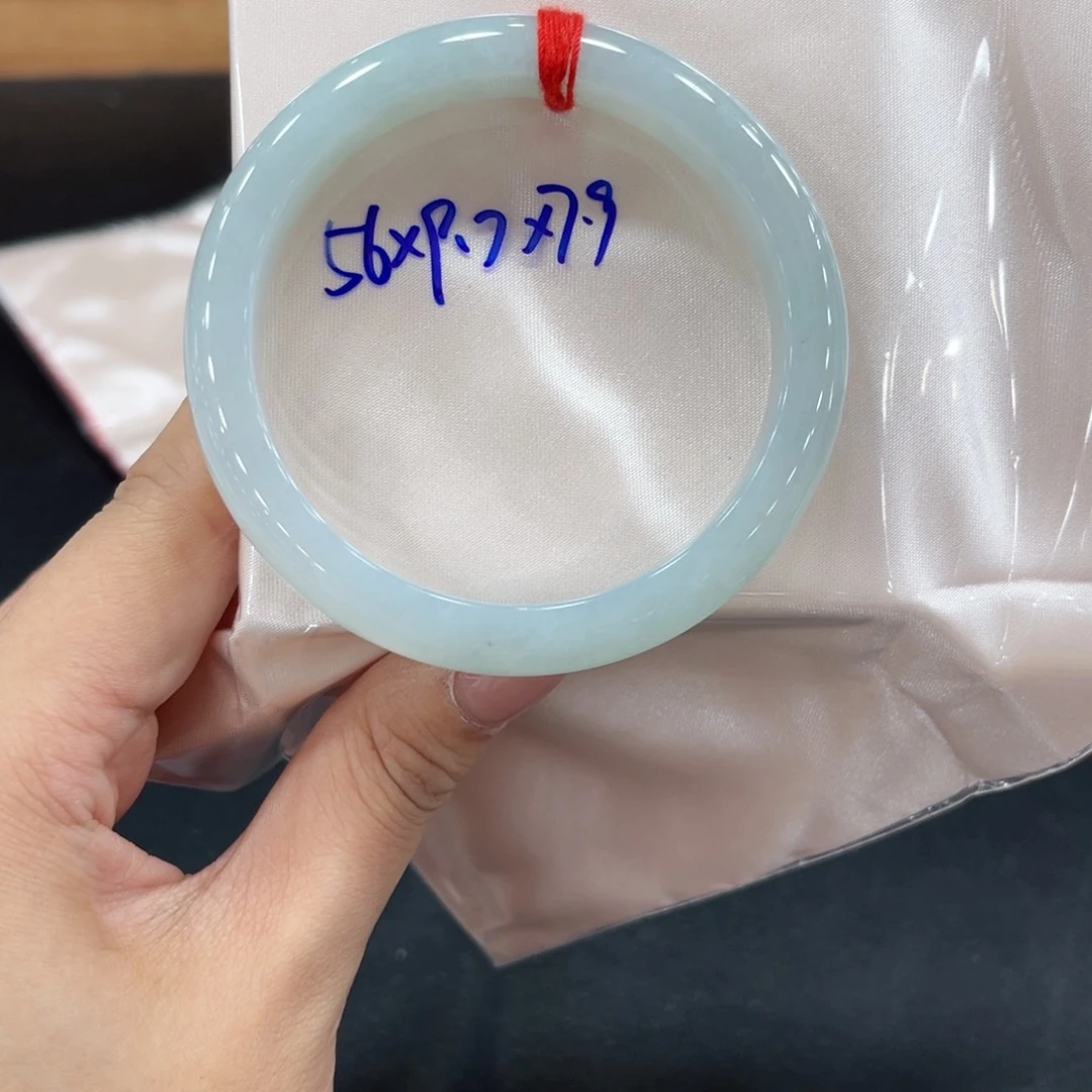 未镶嵌手镯翡翠翡翠
