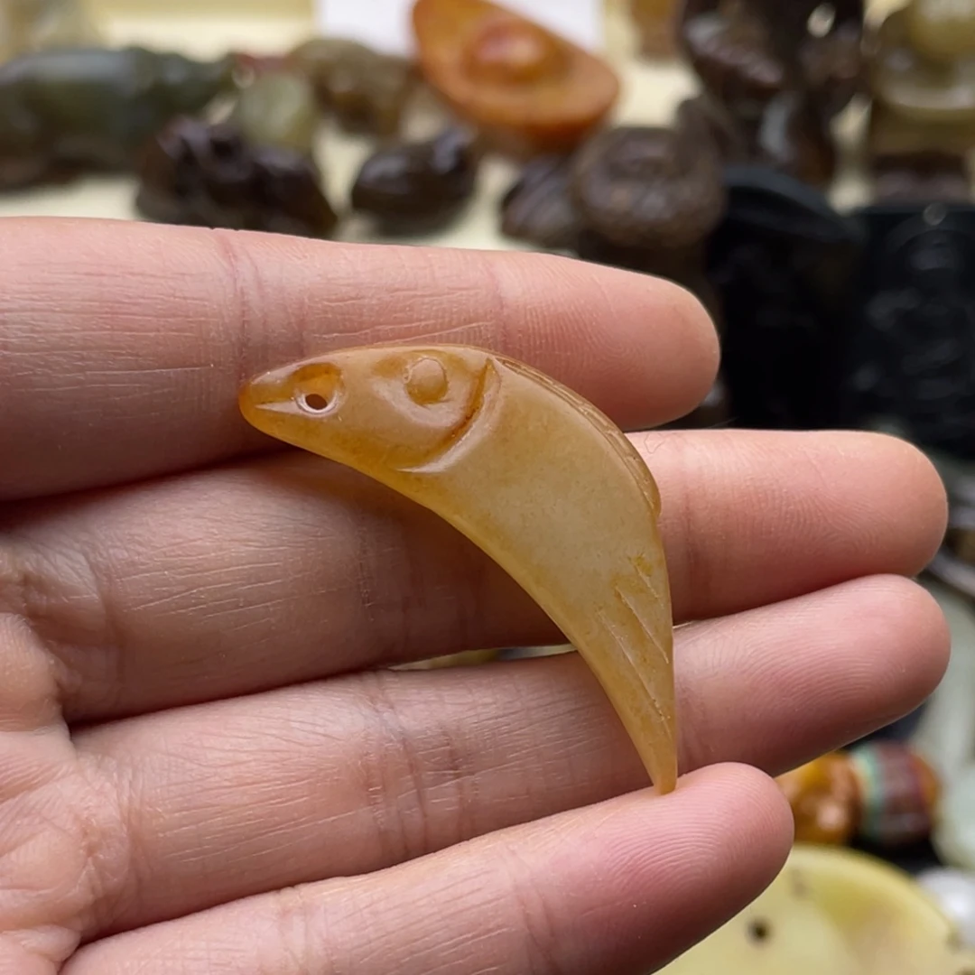 和田玉未镶嵌颈饰71