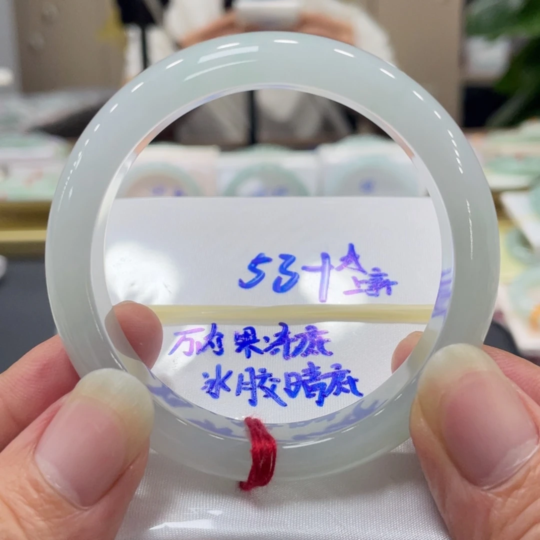 翡翠未镶嵌手镯翡翠手镯