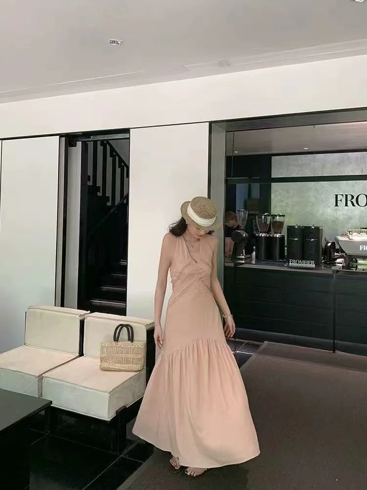 NONO福秒（9NO6927#)C位气场 法式小众温柔无袖挂脖连衣裙 9-617