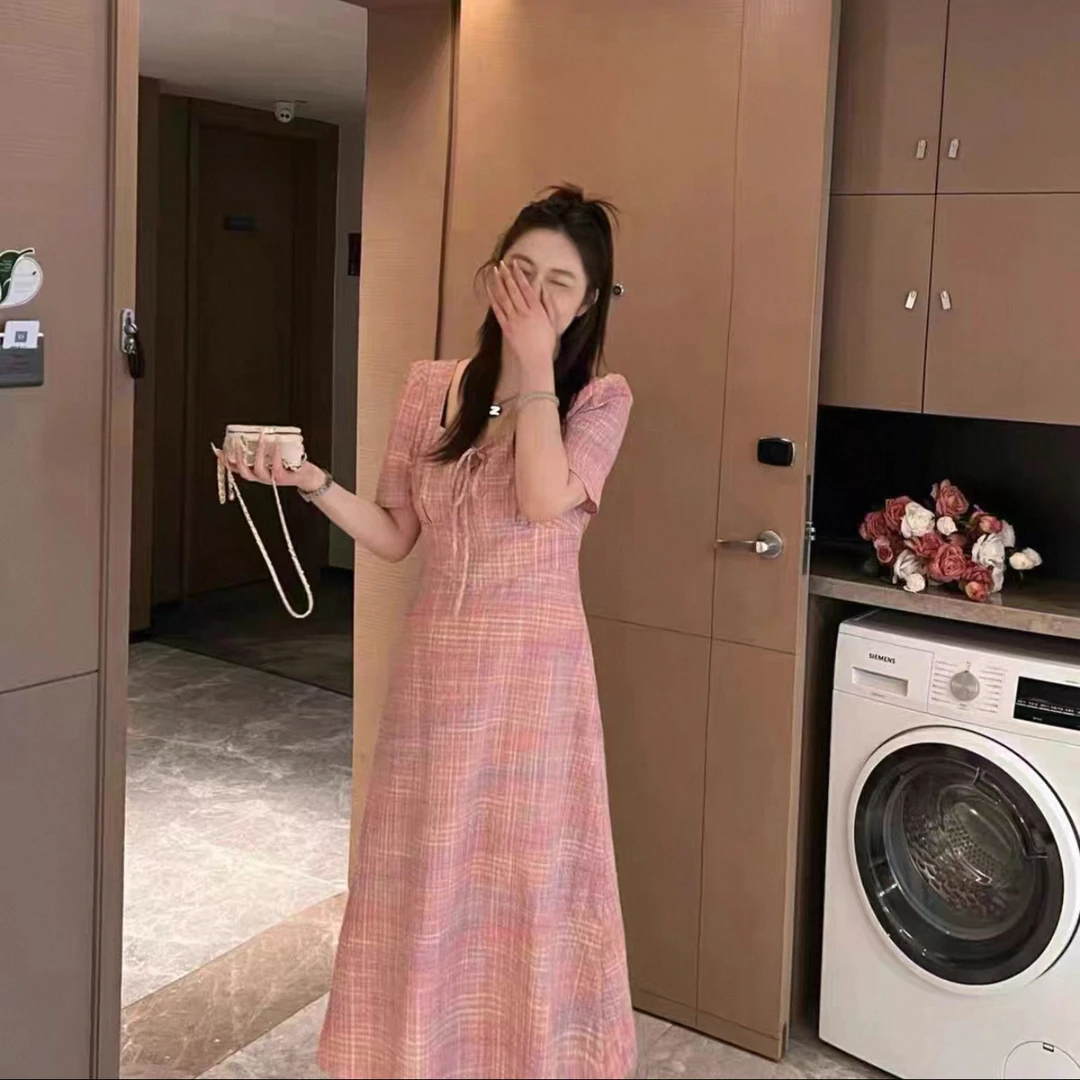 【董咚咚】夏季女生显瘦减龄气质方领复古格子法式连衣裙300斤