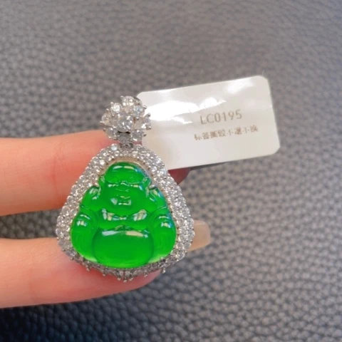 【闪购商品】颈饰银S925镶嵌翡翠