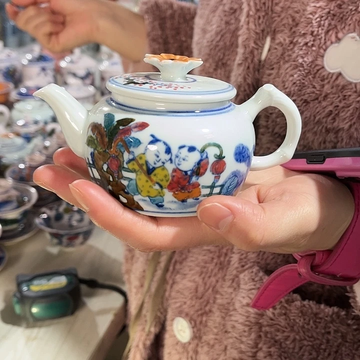 瓷片仐*哒景德镇陶瓷茶壶。绿