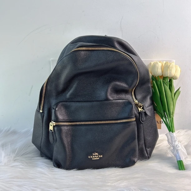 95新 COACH/蔻驰 蔻驰黑色百搭双肩包