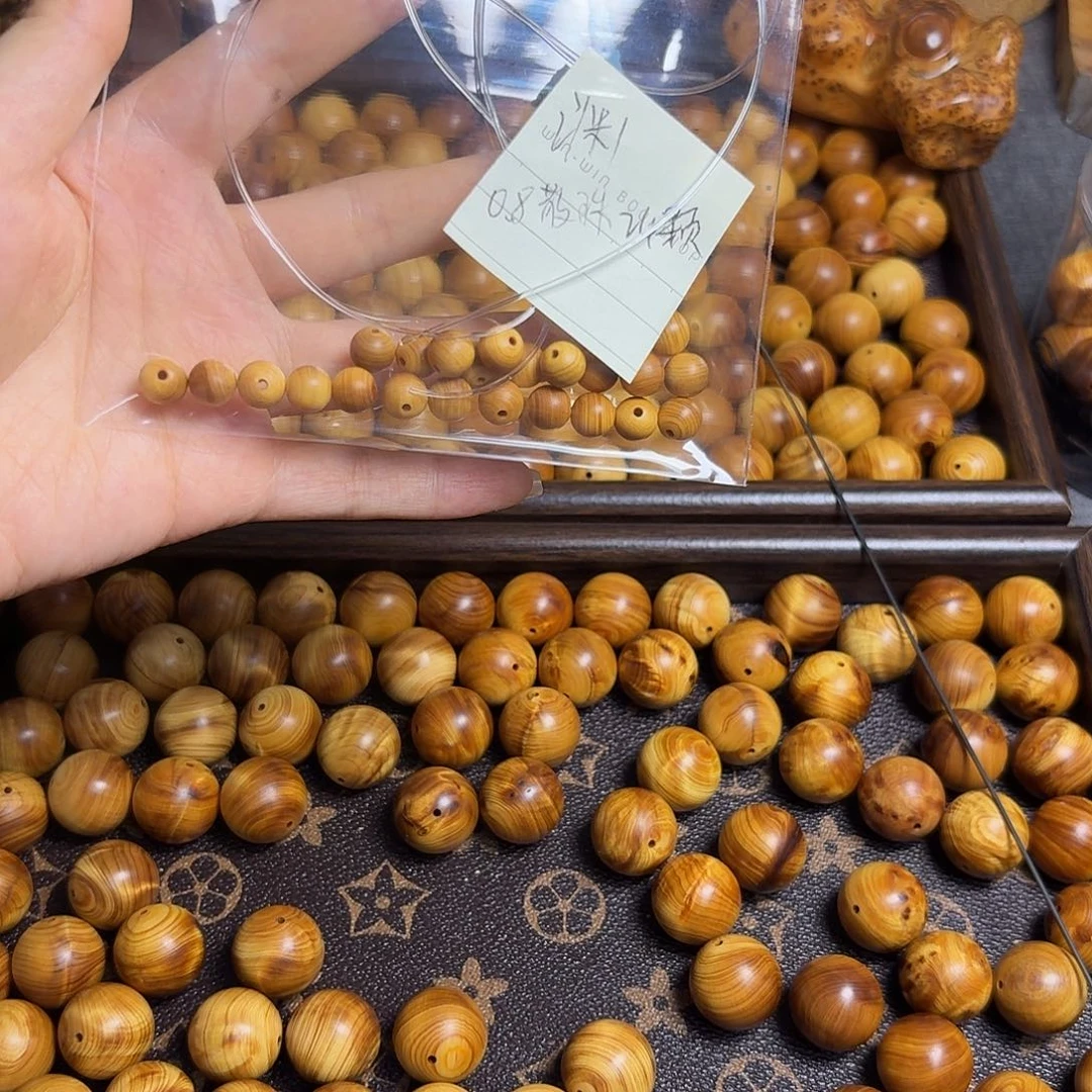 渊***默柏木（崖柏）0.8散珠24颗