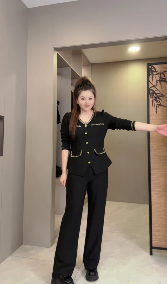 【婷婷】2025秋季新款时尚洋气显瘦9383亮线套装