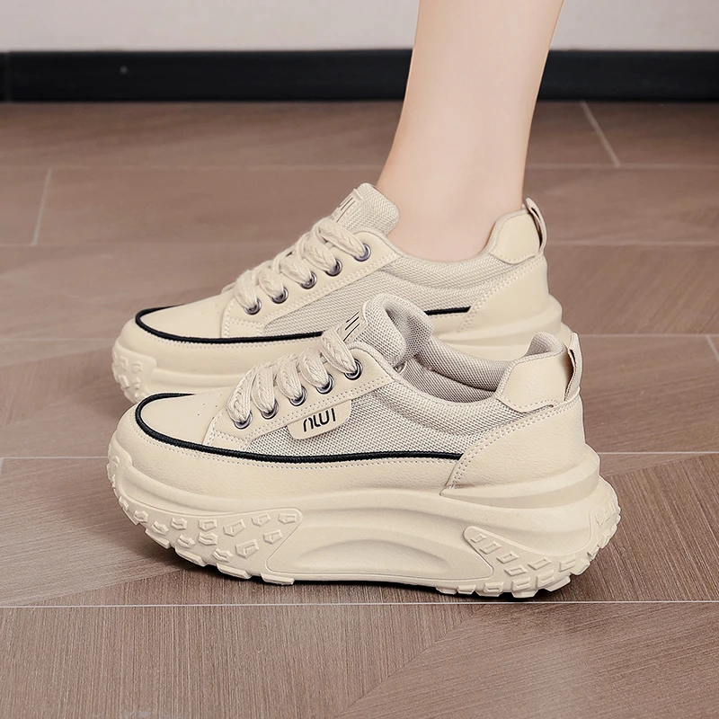 2025年秋季新款女休闲轻便运动休闲鞋厚底增高5cm时尚鞋韩版女鞋