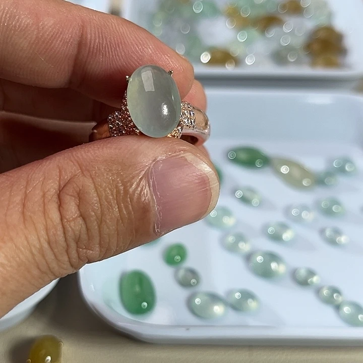 翡翠裸石缅料A货翡翠