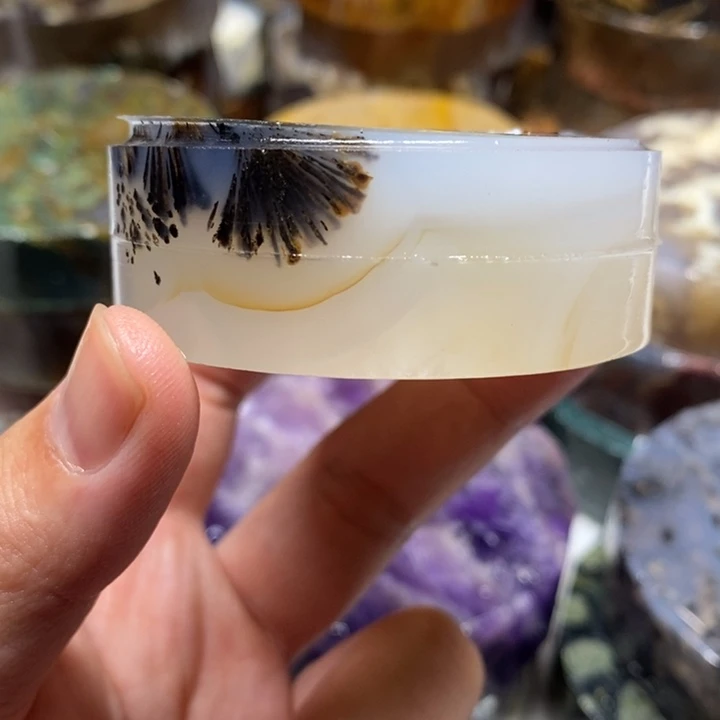 小****定制玛瑙一个圆牌