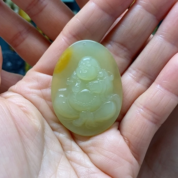 蛇纹石玉挂件未镶嵌