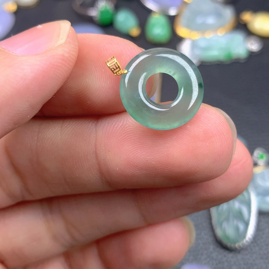 【闪购商品】翡翠18K金镶嵌颈饰翡翠