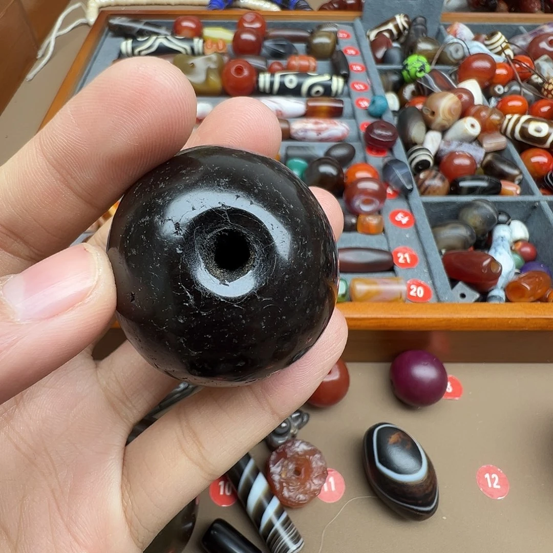桃***义未镶嵌玛瑙/玉髓珠宝半成品