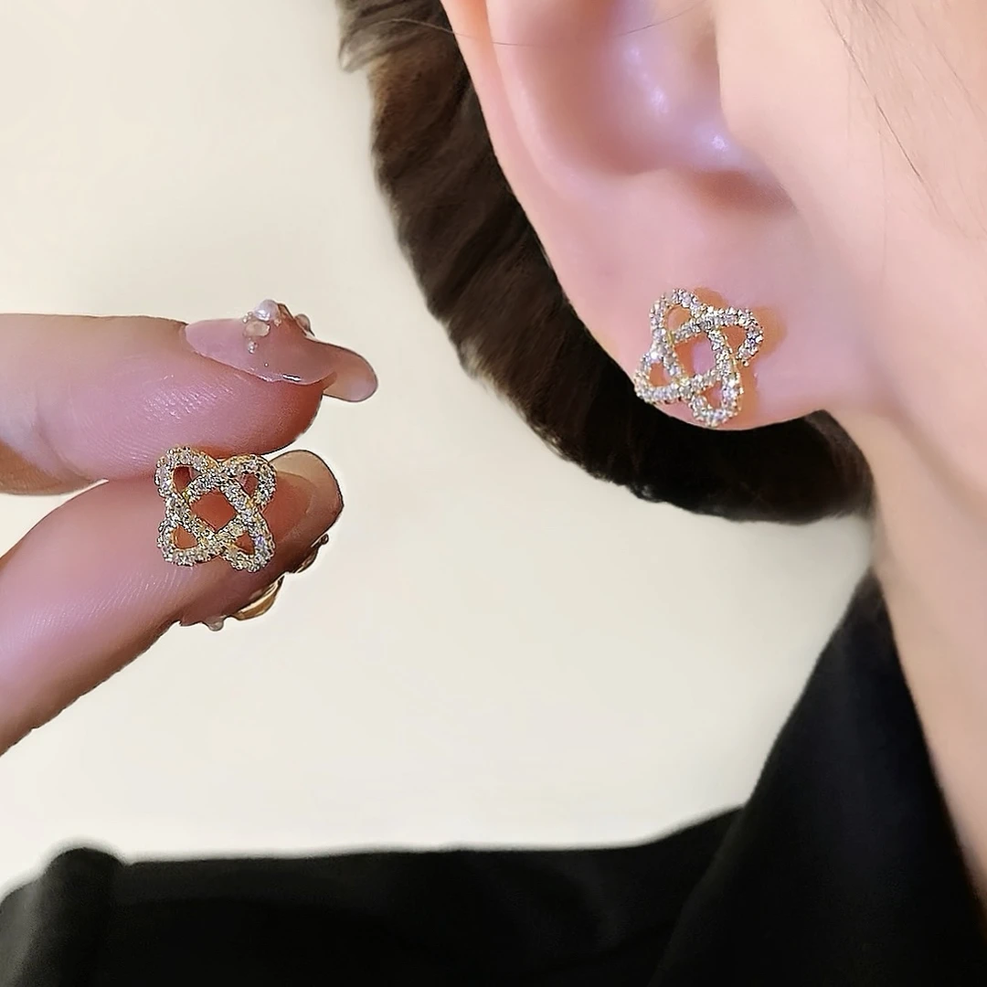 铜合金合成锆石耳饰 时尚轻奢气质百搭闪亮镂空缠绕耳钉1441