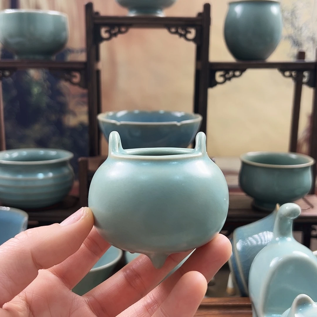 仿古釉水小香炉福利