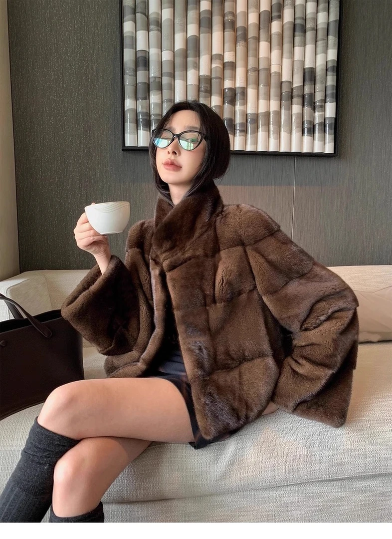 进口小母貂立领貂皮大衣女短款年轻水貂外套