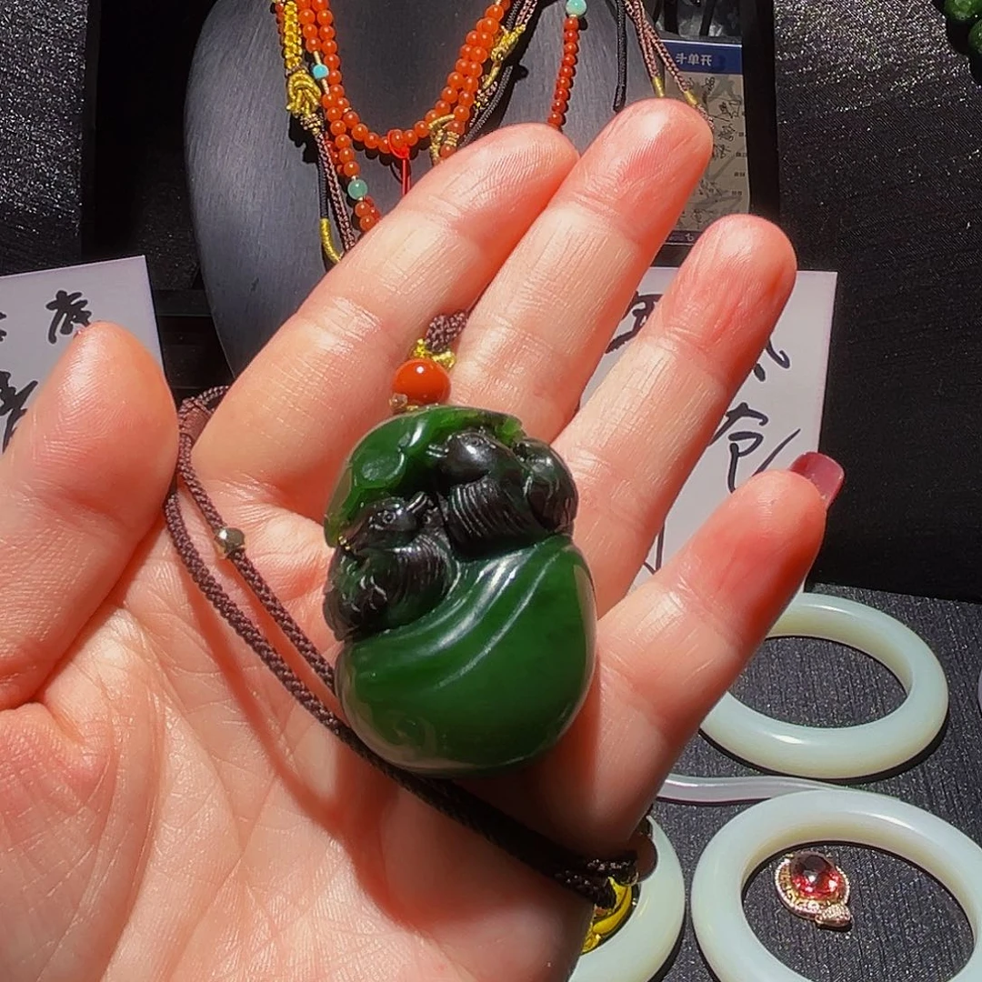 未镶嵌和田玉挂件L**y