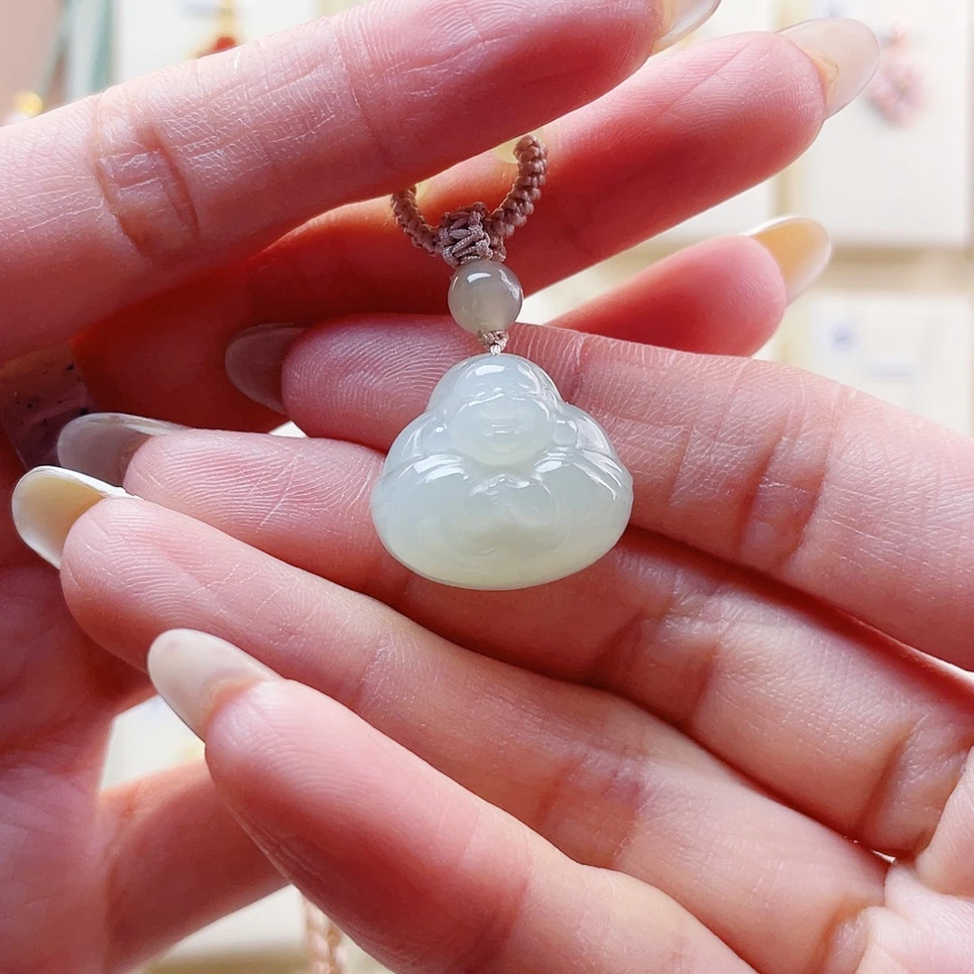 B***猪和田玉未镶嵌吊坠(赠链)