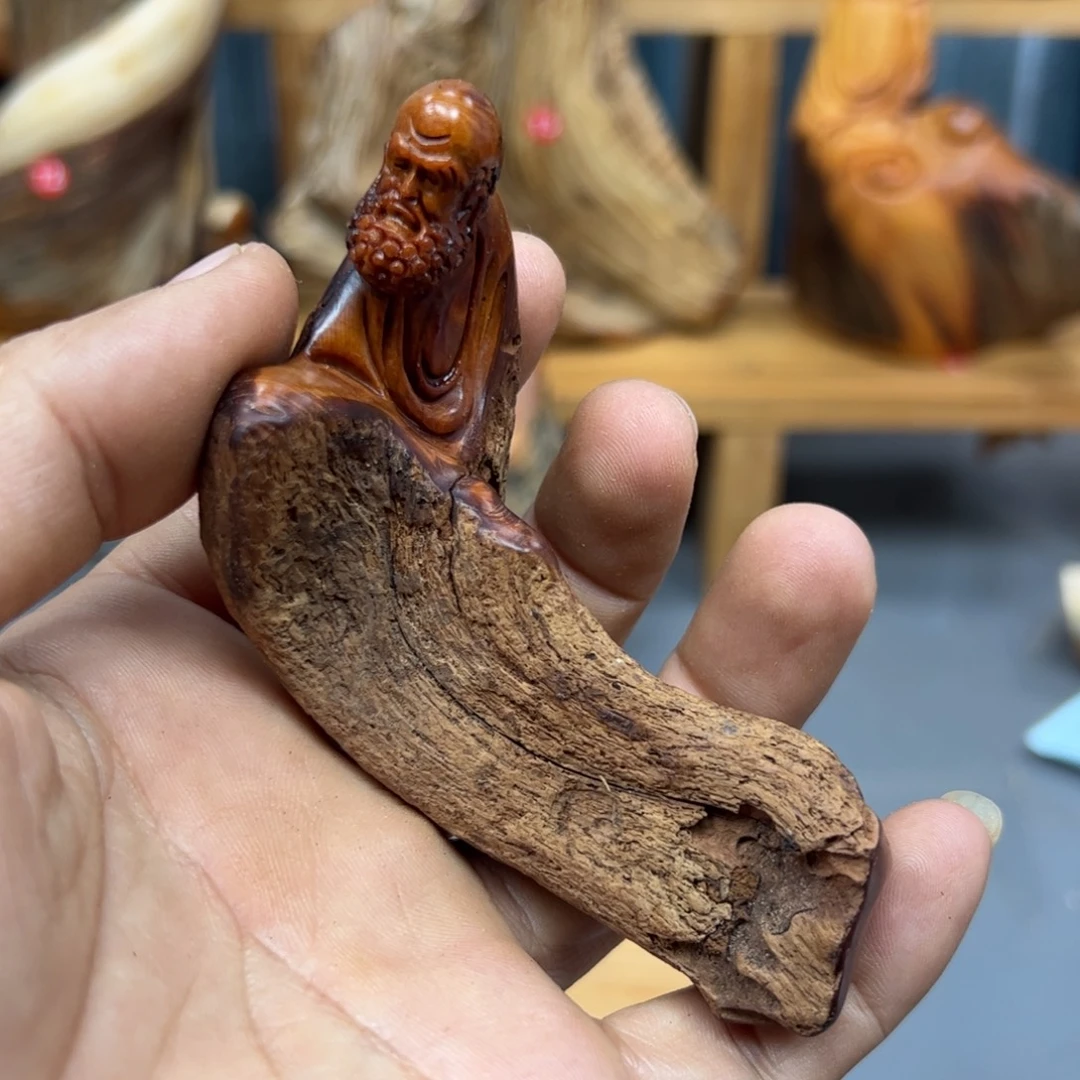 王***范木崖柏木摆件手把件