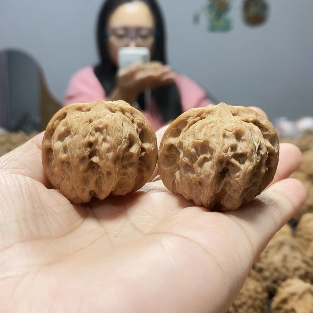 文玩核桃吊坠圆尚36+