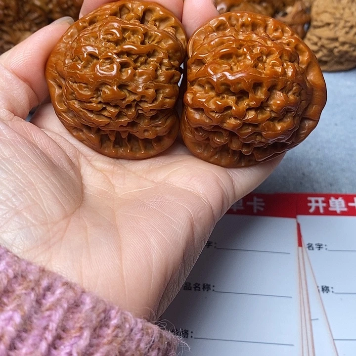 文玩核桃吊坠官帽