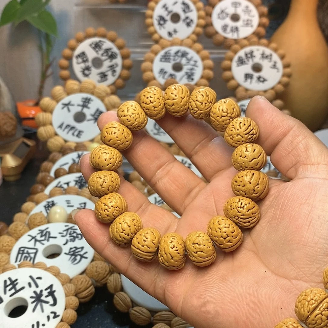 【闪购商品】贵****产桃核手串纽扣手串