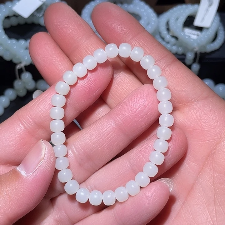 和田玉未镶嵌手串