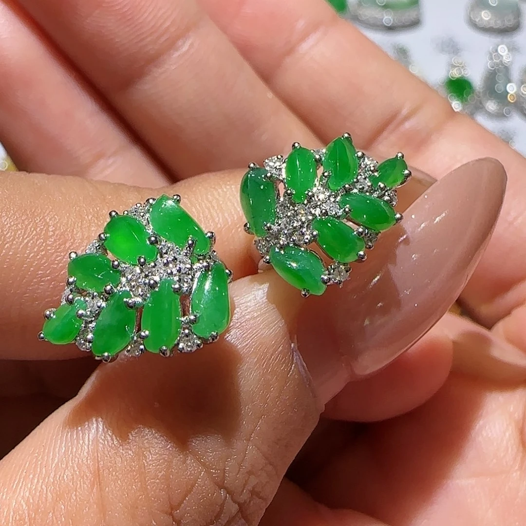 【闪购商品】18K金镶嵌翡翠耳饰天然