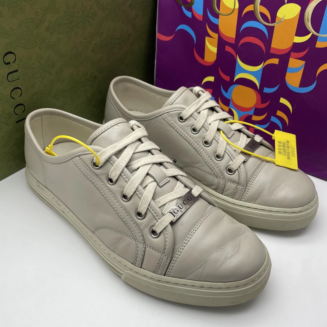 95新 GUCCI/古驰 40欧码/二手男士银扣米白简约休闲板鞋