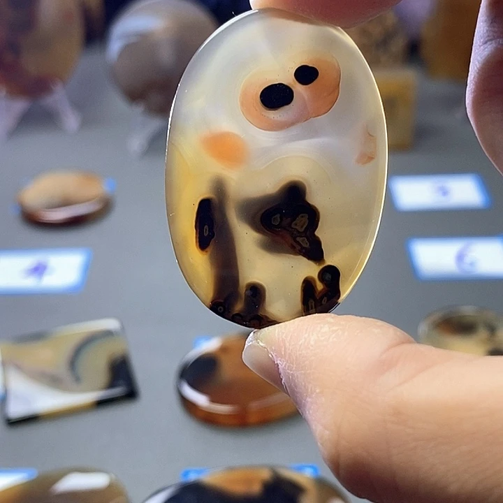 玛瑙/玉髓未镶嵌珠宝半成品