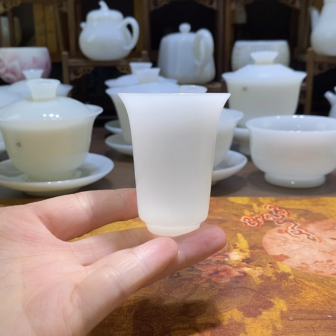 哦！是的地暖有暖气呢不
