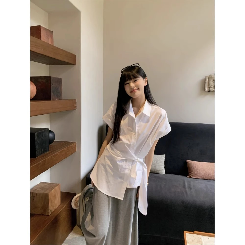 气质收腰绑带短袖POLO领蓝色衬衫女装夏季显瘦中长款法式白色上衣