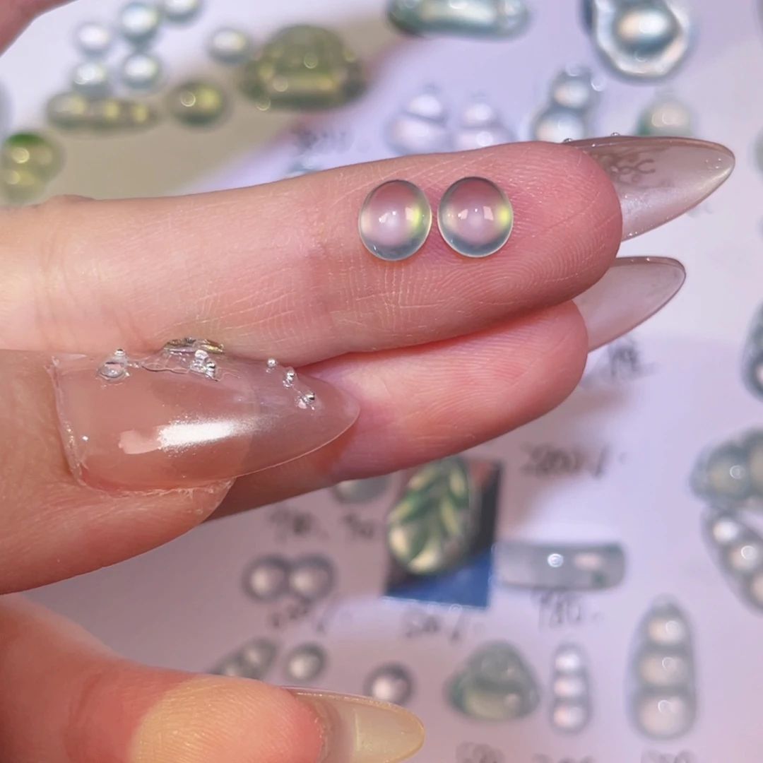 翡翠未镶嵌颈饰裸石