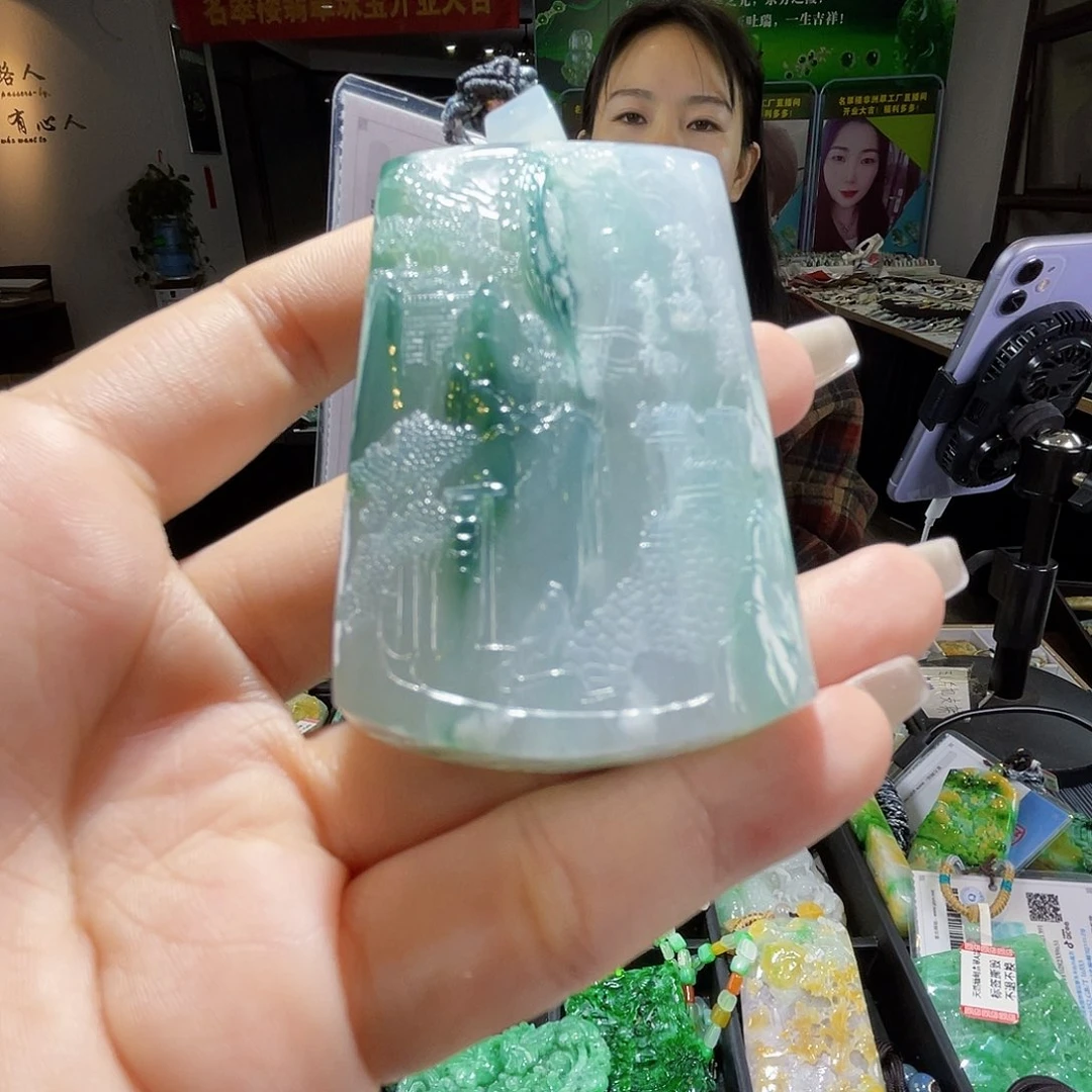 颈饰未镶嵌翡翠一