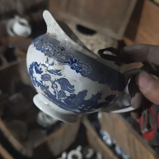 茶盏陶瓷盘子碗啥都有
