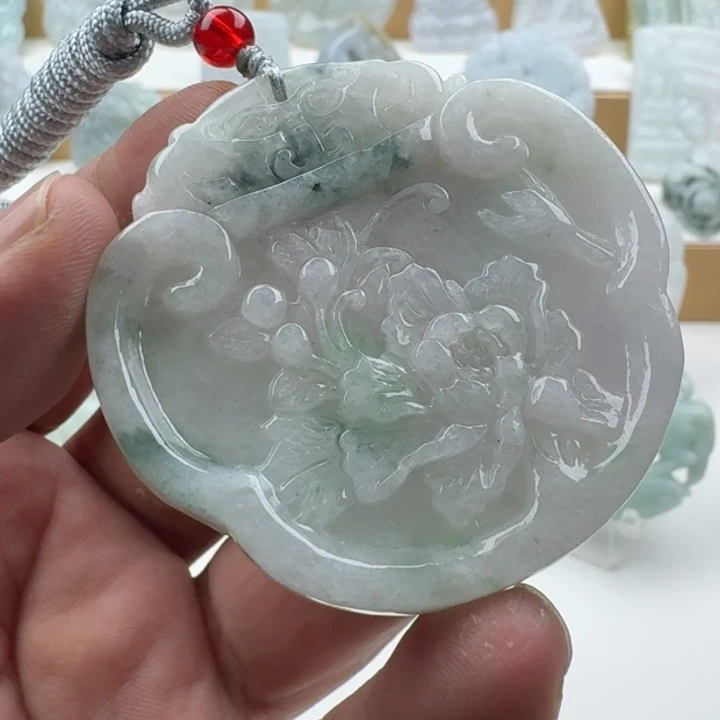 翡翠未镶嵌颈饰天然缅甸A货翡翠