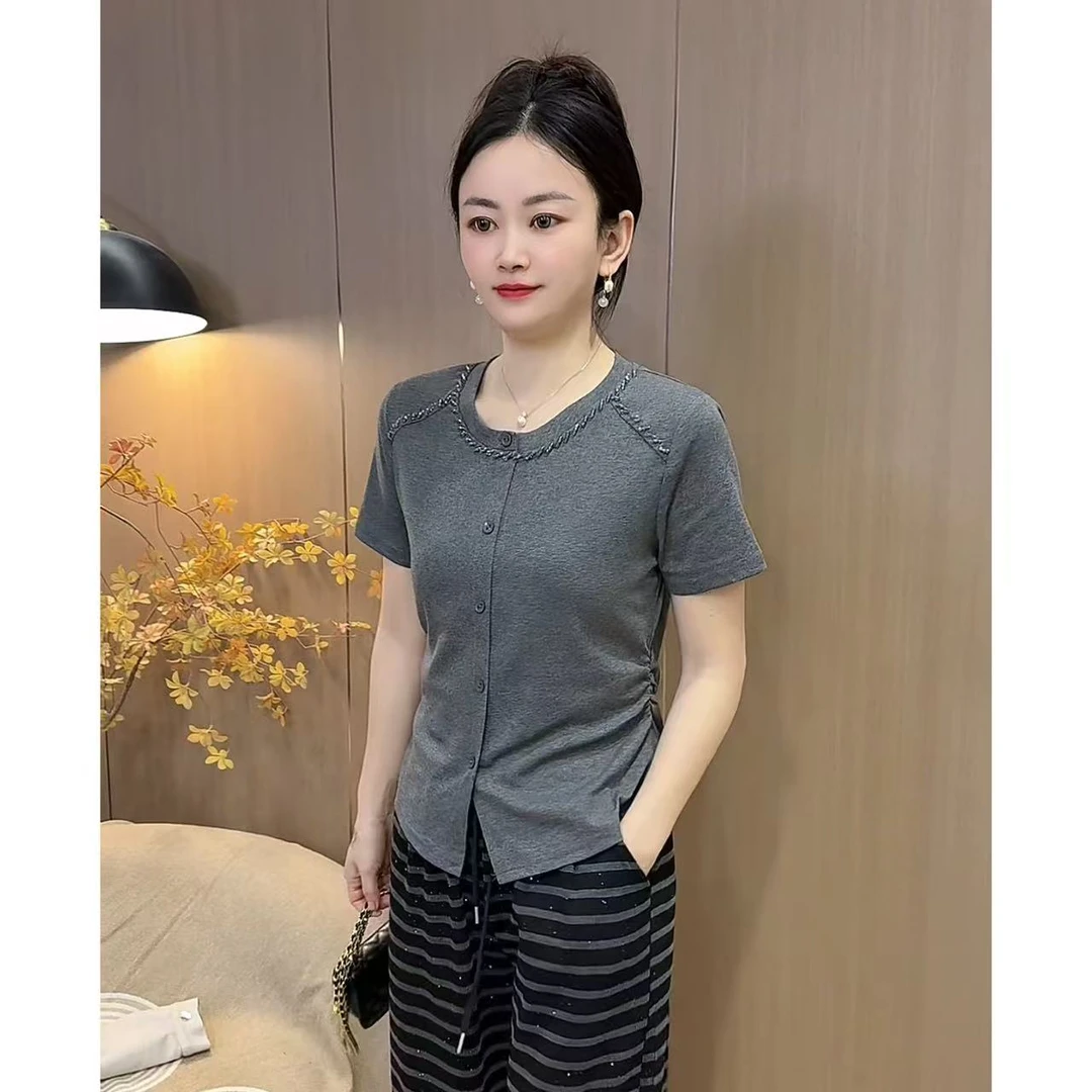 【2821】新品显瘦新款气质百搭钉珠休闲T恤