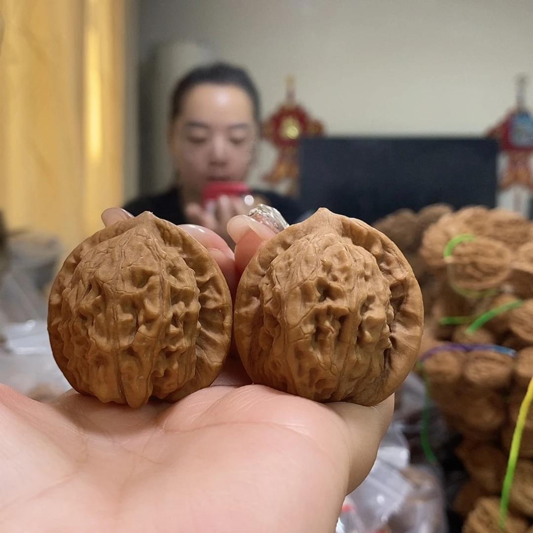 把件文玩核桃38➕大红袍有伤