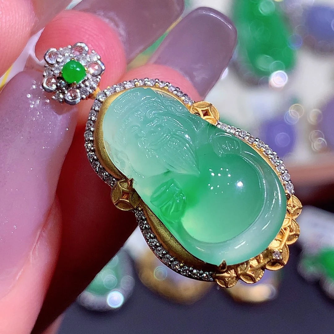 翡翠18K金镶嵌吊坠(不含链)