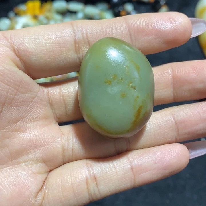 未镶嵌和田玉（糖玉）挂件