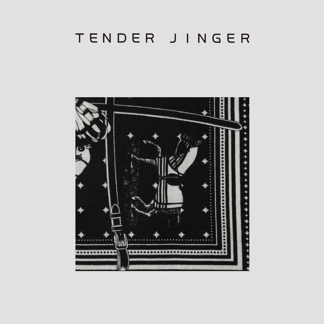 Tender Jinger【专柜】战马百搭黑白围巾T44YQ89642