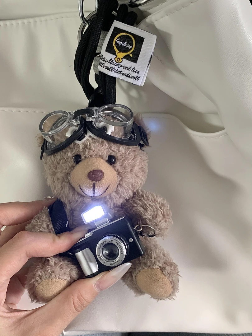 巴眼YOUYOU小熊可爱包挂 摆件 挂件钥匙扣