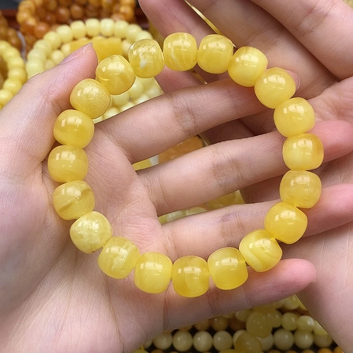 开***克蜜蜡未镶嵌珠宝奇石