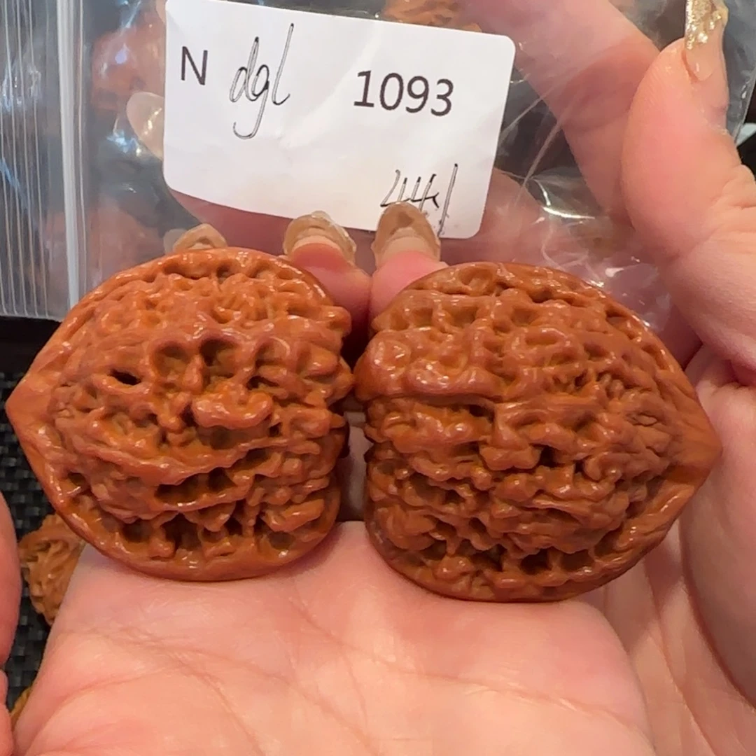 桃核吊坠郝*哥官帽44精品