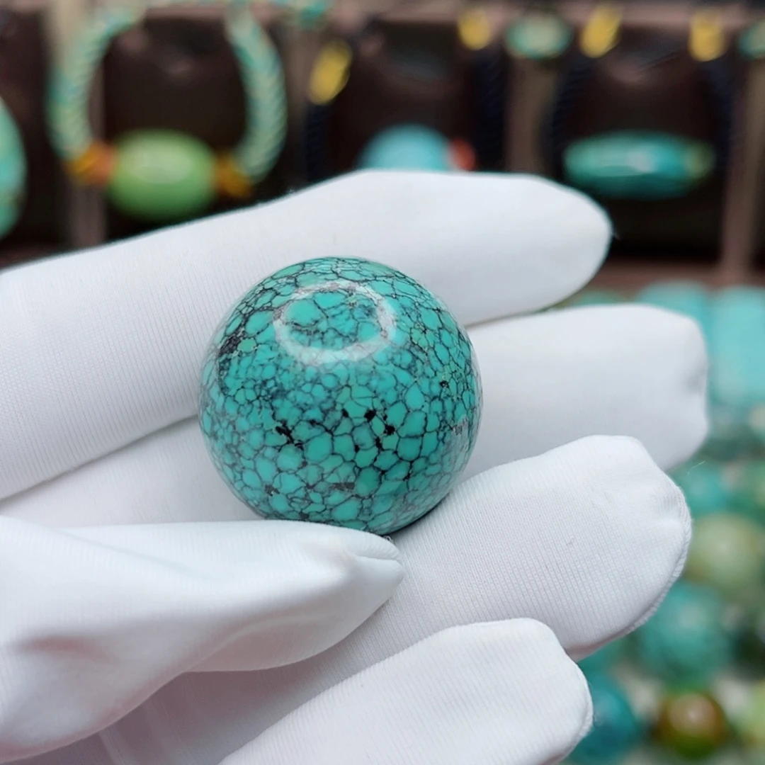 韭***牛绿松石未镶嵌纯天然原矿绿松石