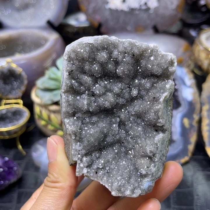 水晶珠宝半成品未镶嵌绿软花簇